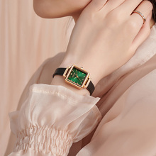 聚利时手表女高级感小众简约气质2021年新款小表盘石英小巧小绿表