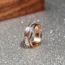 新掉色轻奢戒指女大气食指镶钻玫瑰金网红钻M戒个性时尚钛钢指环